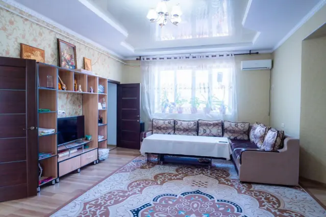 Chambre Triple — chambre, Manas (Djalal-Abad)
