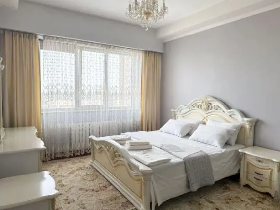 Apartment in Sheraton — apartment, Bishkek