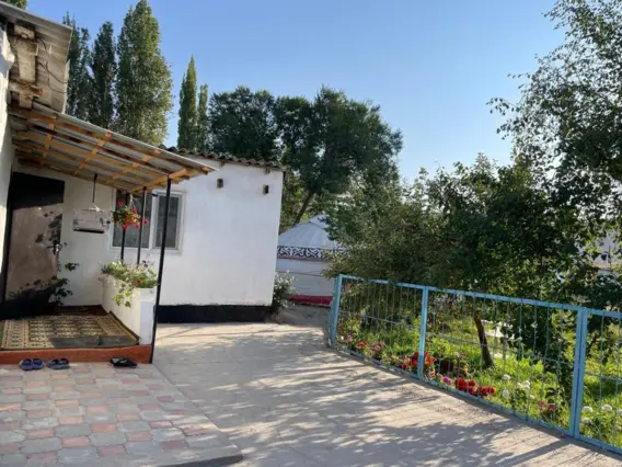 Azem Guest House — guest house, d. Ak-Talin