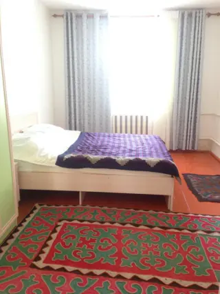 Двухместный номер с питанием в Shyrgak GH — room, Kochkor