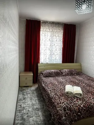 Two-room apartment in the 4th microdistrict — apartment, Bishkek