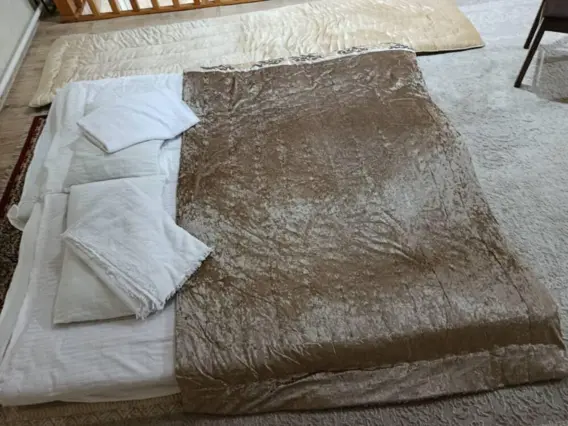 Double Room — room, Emgekchil v.