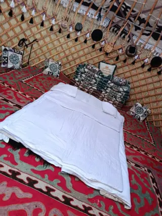 Double Yurt — room, Emgekchil v.