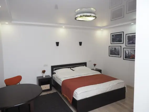 Standard Room — room, Kant