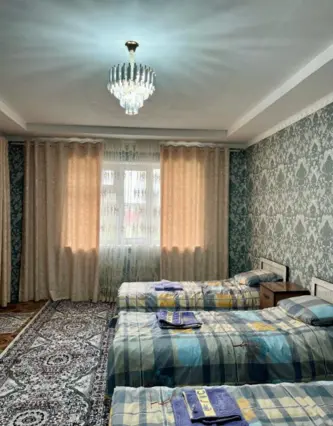 Chambre Triple — chambre, Suzak