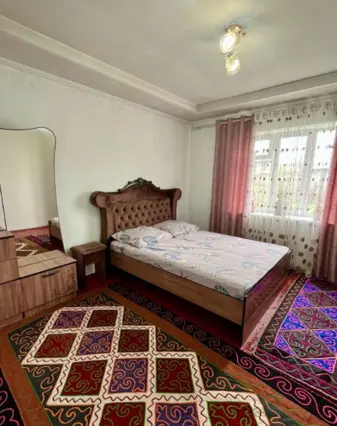 Семейный номер в October Guesthouse — бөлмө, Сузак а.