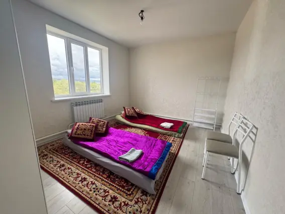 Одно койко-место — bed space, At-Bashi