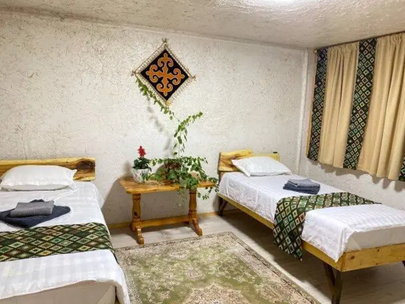 Одноместный номер с видом на горы — room, v. Svetlaya Polyana