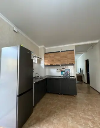 Chambre pour dix personnes avec 6 lits — appartement, Bosteri