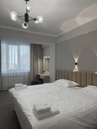 Deluxe Double Room — room, Bishkek