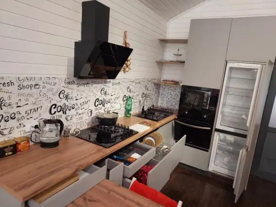 Chalet au bord de la rivière — chalet/maison, Bichkek