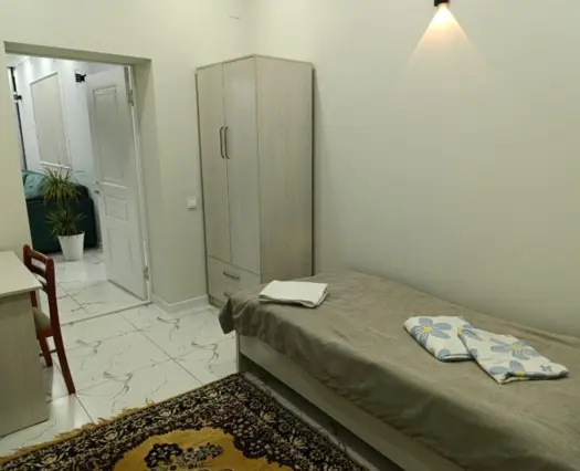 Chambre Simple — chambre, Gulcha