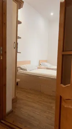 Двухместный Twin — номер, Каракол
