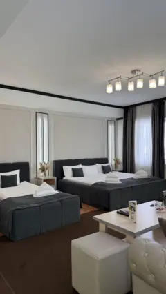 Caravan Hotel — hôtel, Karakol
