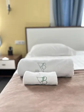 Стандарттык эки кишилик уктоочу бөлмө — бөлмө, Каракол