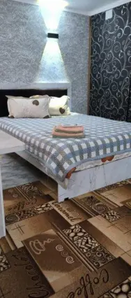 Үш кісілік люкс — нөмір, Қаракөл