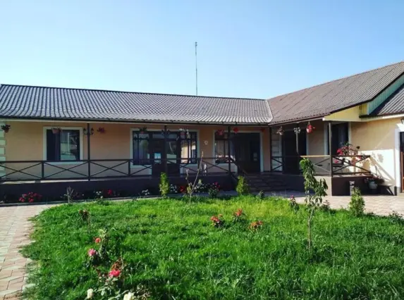 Guesthouse Voyage — guest house, Karakol