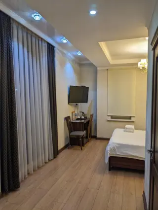 Deluxe — xona, Bishkek