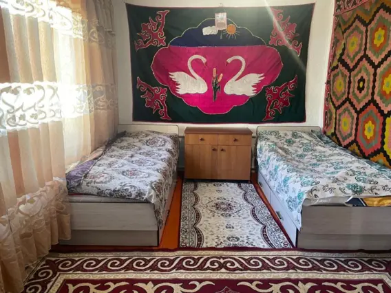Aina Guest House — гостевой дом, с. Кызыл-Ой