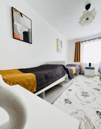 Chambre Triple — chambre, Karakol