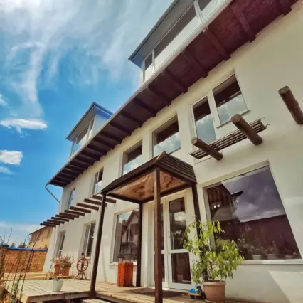 Matsunoki Home — guest house, Karakol