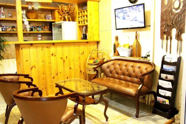 Отель Asian Mountains — hotel, Bishkek