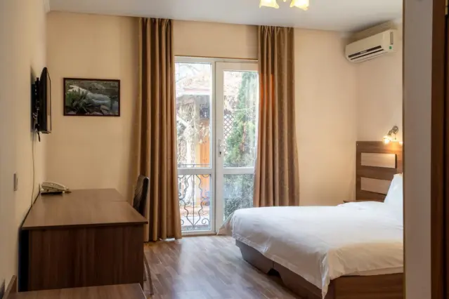 Двухместный номер — room, Bishkek