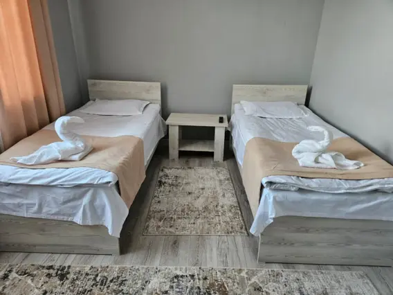 Twin Standard — room, Kochkor