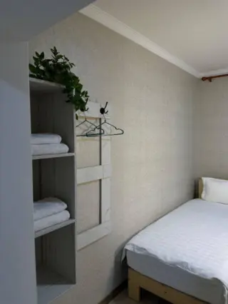 Doppelzimmer — zimmer, Manas (Dschalal-Abad)