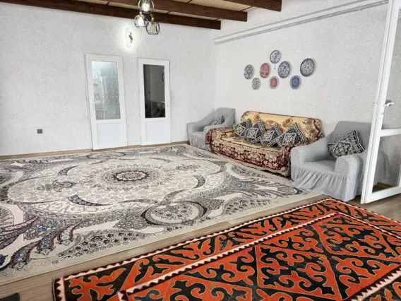 Chambre Familiale — chambre, Shabdan