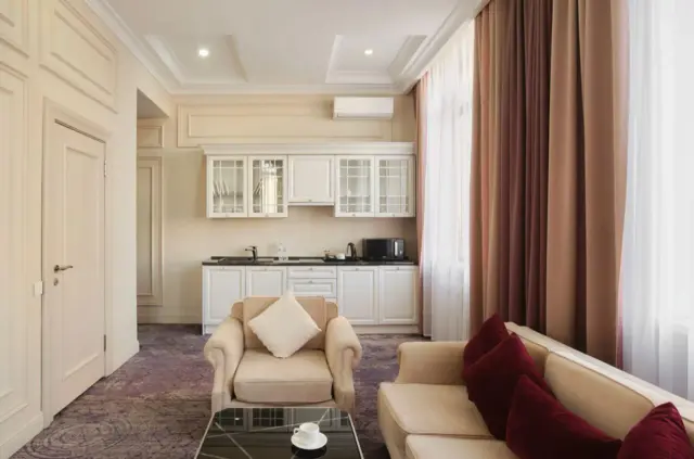 Double Suite — room, Bishkek