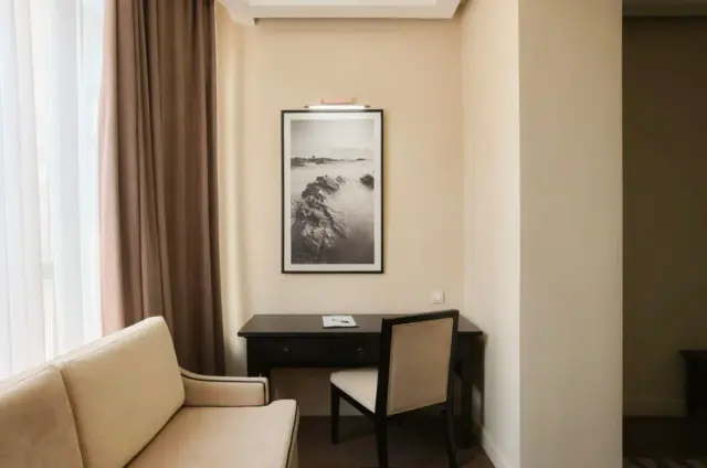 Double Deluxe Room — room, Bishkek