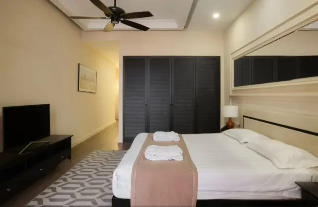 Double Deluxe Room — room, Bishkek