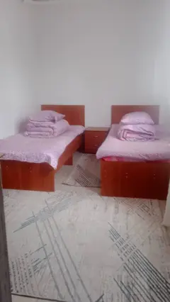 Twin Standard — room, Chaek
