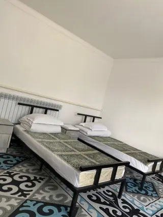 Five-person room — room, Karakol