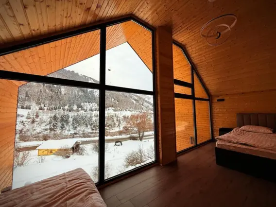 Barnhouse (6 personnes) — chalet/maison, Karakol