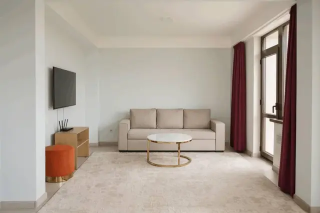 Villas — cottage/house, v. Bosteri