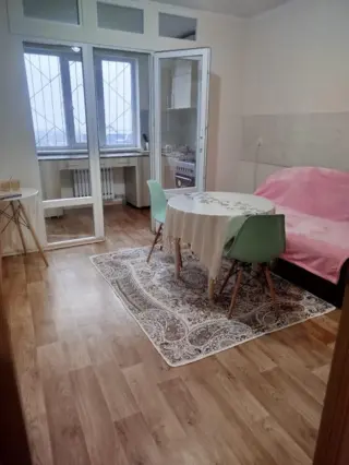 One-room apartment in 11th microdistrict — apartment, Bishkek