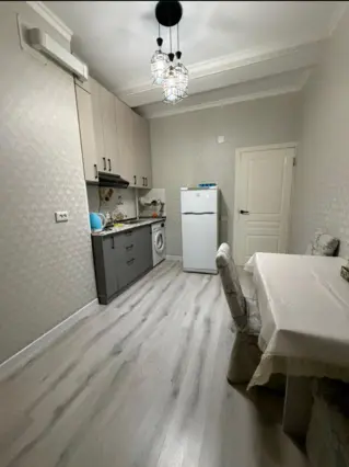 Apartment on Zhumabek 239 — apartment, Bishkek