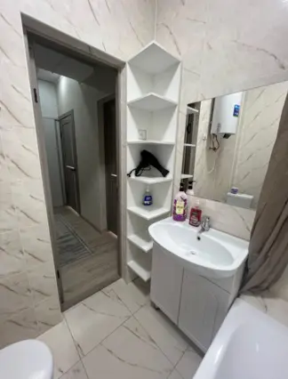 Apartment on Zhumabek 239 — apartment, Bishkek