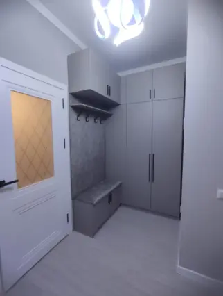 Apartment on Zhumabek 239 — apartment, Bishkek
