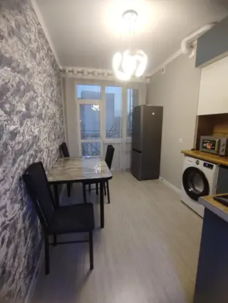 Apartment on Zhumabek 239 — apartment, Bishkek