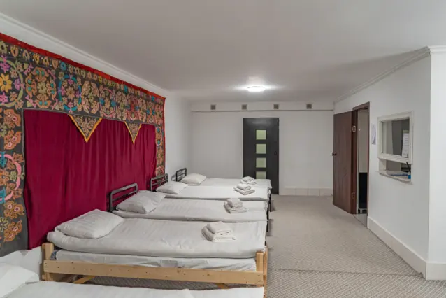 Five-person room — room, Karakol