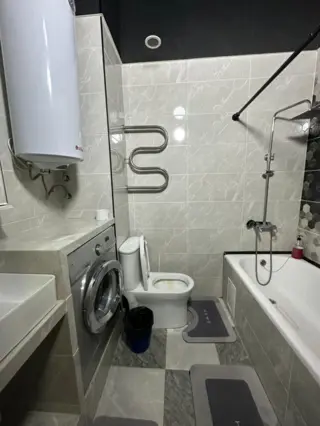 Apartment in the 5th Microdistrict — apartment, Bishkek