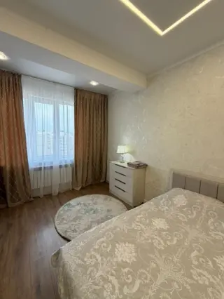 Apartment on Zhumabeka 219 — apartment, Bishkek