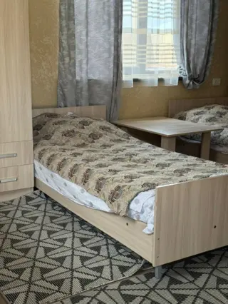 Шестиместный номер — номер, с. Орнок
