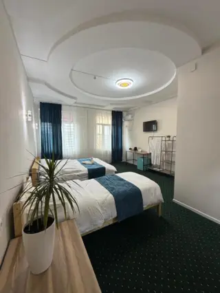 Five-person room — room, Osh