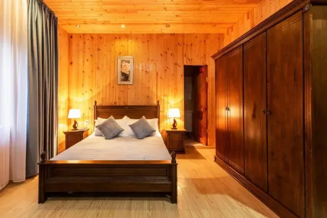 Chambre Deluxe Cinq Personnes (+5) — chambre, Korumdu (Issyk-Koul)