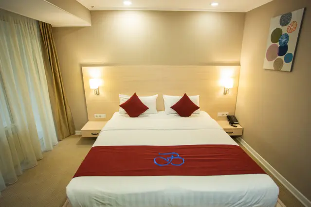 Junior Suite King — room, Bishkek