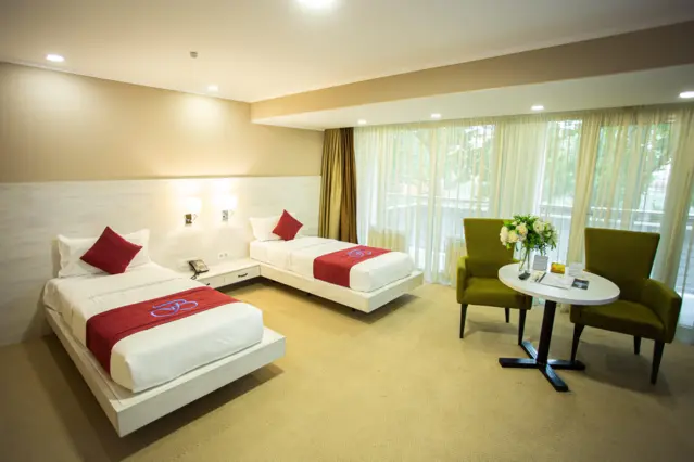 Junior Suite Twin — room, Bishkek